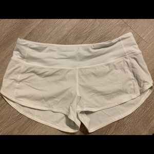 Lululemon Speed Up Short 2.5” Size 6
